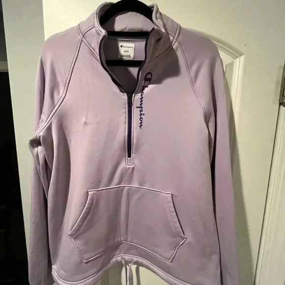 ~Champion~ Sweatshirt - Size S/CH - Picture 1 of 10